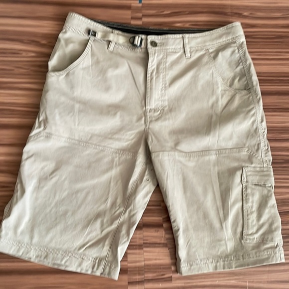 PRANA Nylon Shorts Size Large - Picture 1 of 10